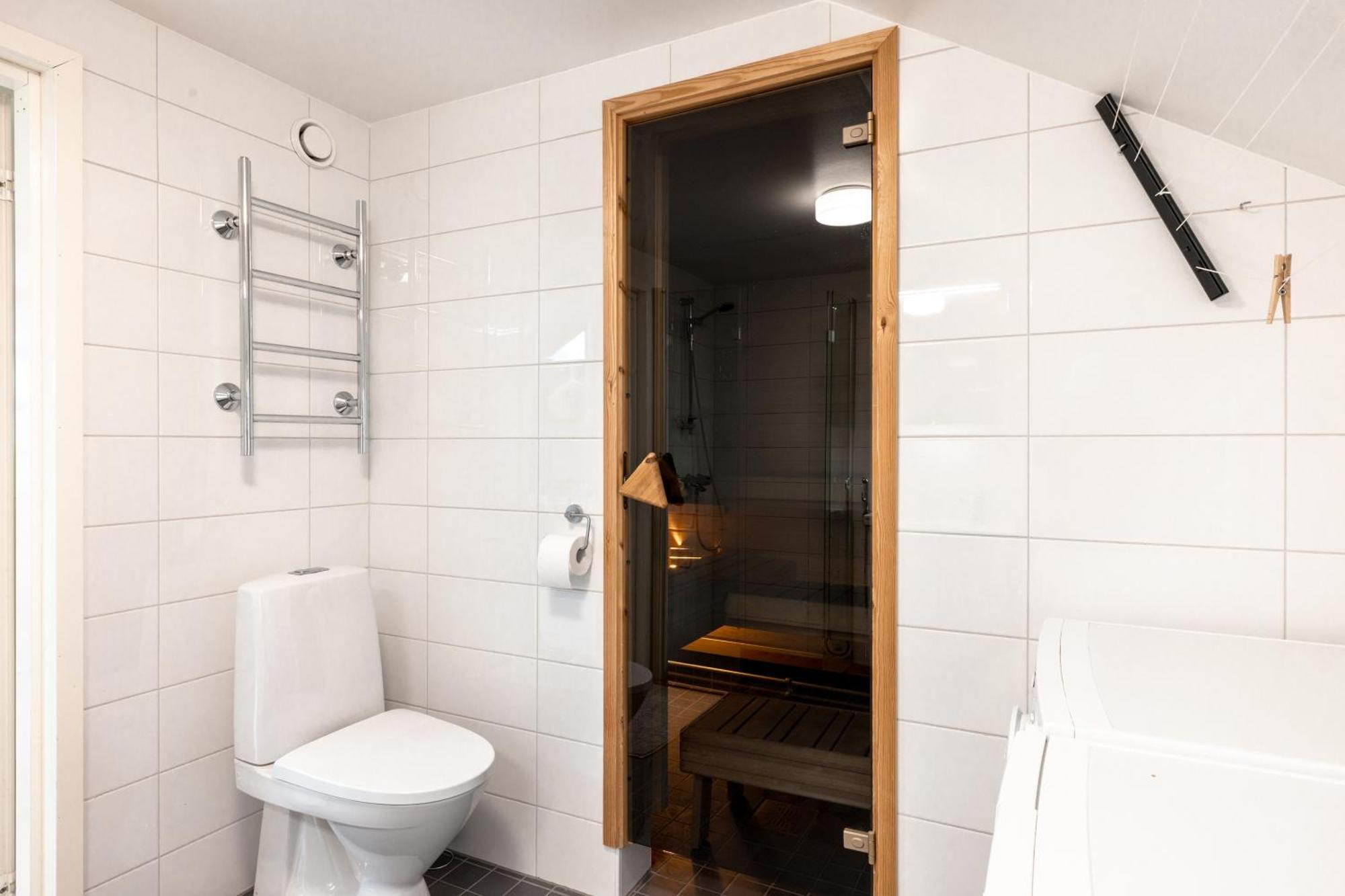 Poista 2ndhomes Deluxe 2br Penthouse With Rooftop Terrace & Sauna In Center Apartment